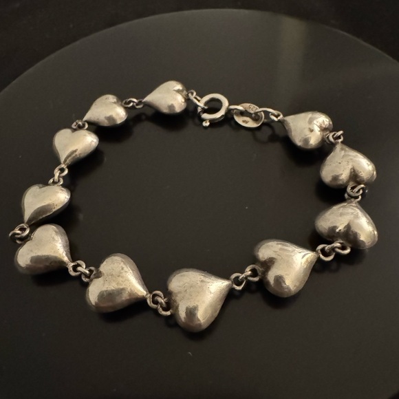 925 Sterling Puffy Heart Bracelet - Picture 8 of 8